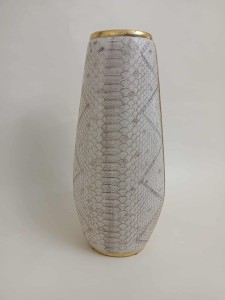 Wazon Ceramiczny Beżowy ecru Złoty Wąż wężowa osłonka dekoracja doniczka