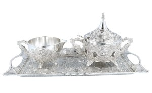 Cukiernica i mlecznik na tacy 466-8227